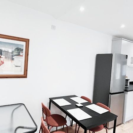 Single Room In Modern House Near נוטינגהאם מראה חיצוני תמונה
